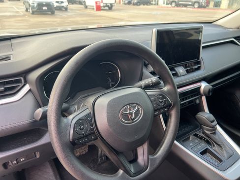 Used 2024 Toyota RAV4 LE image 13