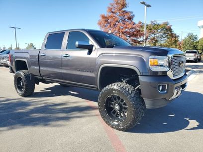 Used 2016 GMC Sierra 2500 Denali w/ Duramax Plus Package
