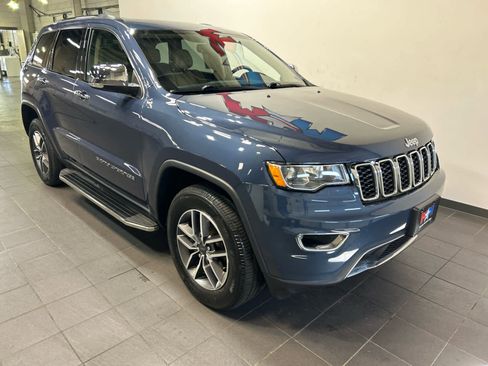 Used 2020 Jeep Grand Cherokee Limited image 2