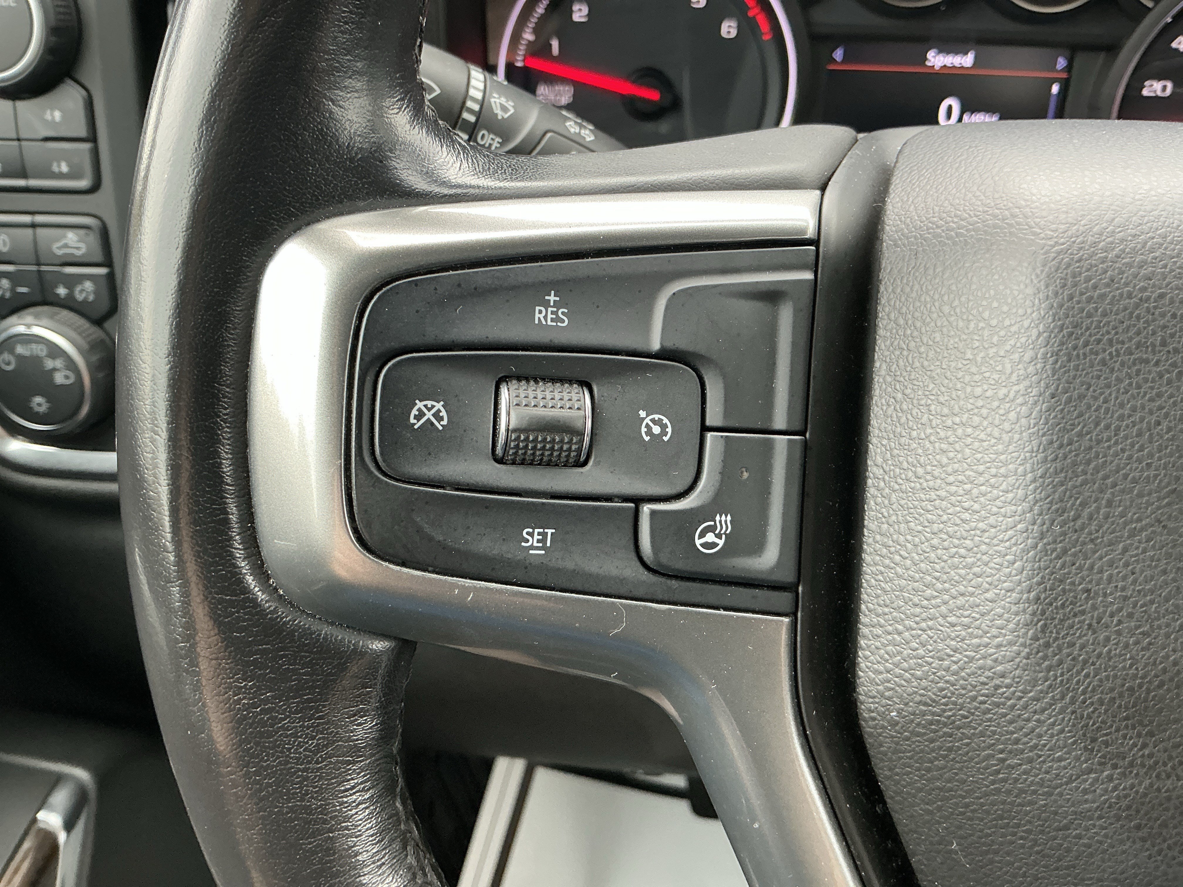 Used 2020 Chevrolet Silverado 1500 RST AWD/4WD image 17