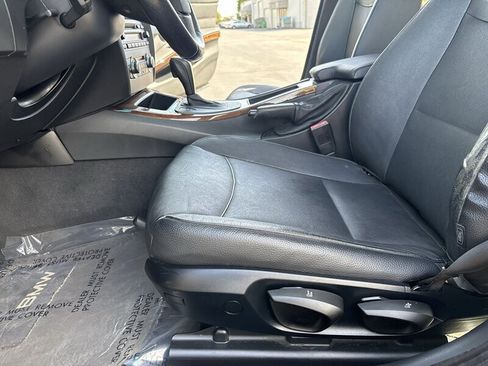 Used 2011 BMW 328i Sedan RWD image 24
