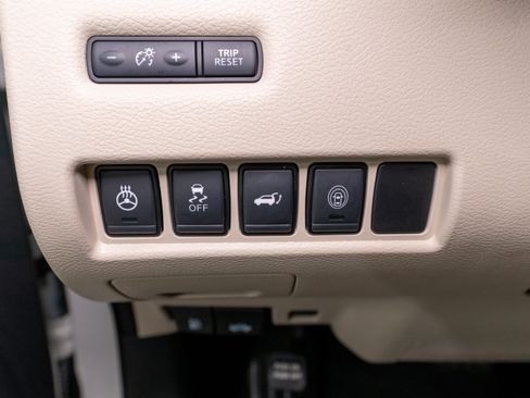 Used 2020 Nissan Murano Platinum FWD image 29