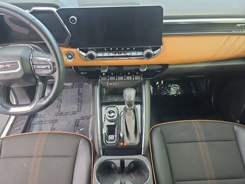 Used 2023 GMC Canyon AT4 w/ Technology Package image 13