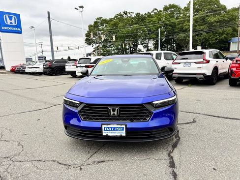 Used 2023 Honda Accord Sport image 2