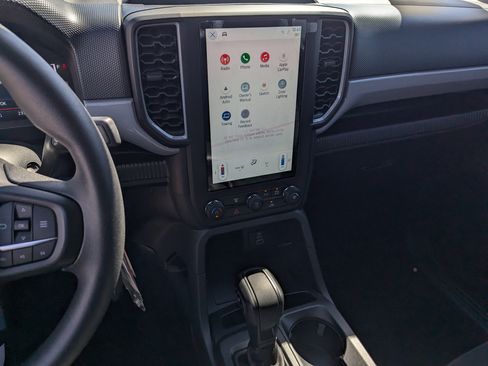 Used 2025 Ford Ranger XL w/ Trailer Tow Package image 10