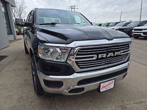 Used 2023 RAM 1500 Laramie AWD/4WD image 14