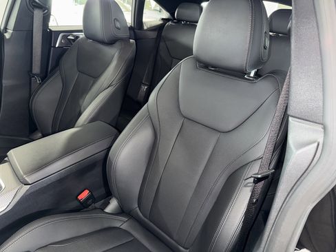 Certified 2025 BMW M440i image 33