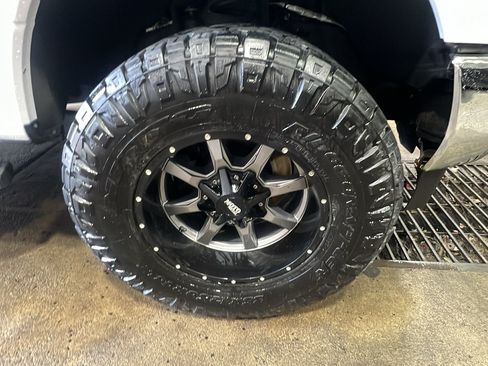 Used 2019 Ford F250 XL w/ Power Equipment Group AWD/4WD image 9
