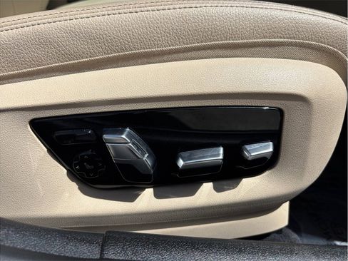 Used 2017 BMW 530i xDrive AWD/4WD image 45