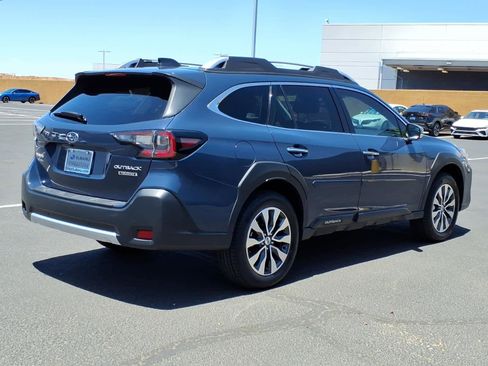 Certified 2023 Subaru Outback Touring AWD/4WD image 7