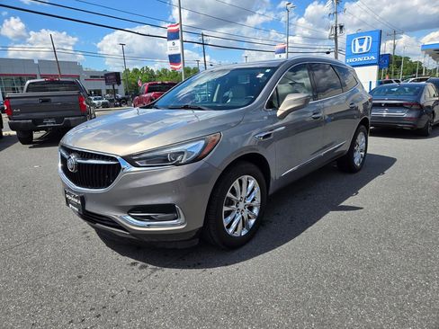 Used 2018 Buick Enclave Premium w/ Experience Buick Package AWD/4WD image 7