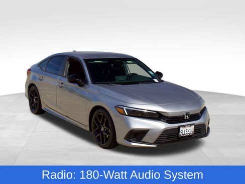 Used 2024 Honda Civic Sport image 2