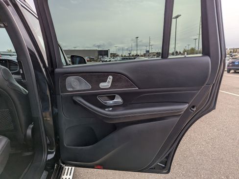 Used 2021 Mercedes-Benz GLS 450 4MATIC image 42