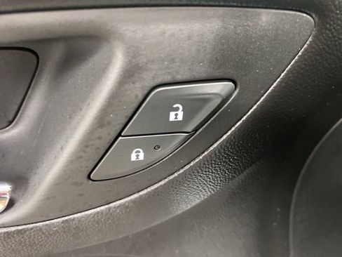 Used 2020 Chevrolet Equinox LT w/ Sport Edition AWD/4WD image 36