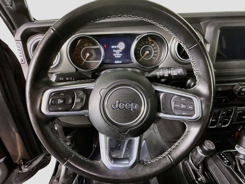 Used 2021 Jeep Wrangler Unlimited Sahara AWD/4WD image 13