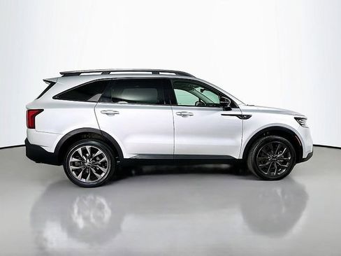 Used 2022 Kia Sorento SX Prestige w/ Rust Color Package AWD/4WD image 8