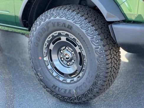 New 2025 Ford Bronco Base w/ Sasquatch Package image 8