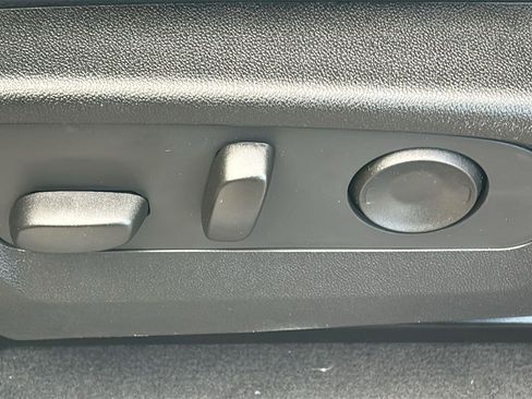 New 2026 GMC Canyon Denali image 27