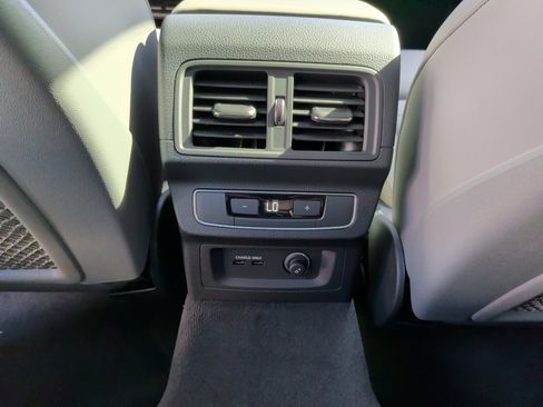 Used 2025 Audi SQ5 Premium Plus image 37