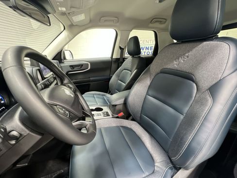 Used 2024 Ford Bronco Sport Outer Banks w/ Tech Package image 11