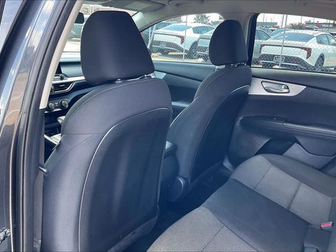 Certified 2023 Kia Forte LXS FWD image 10