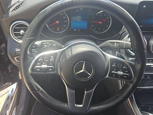 Used 2022 Mercedes-Benz GLC 300 w/ AMG Line image 4