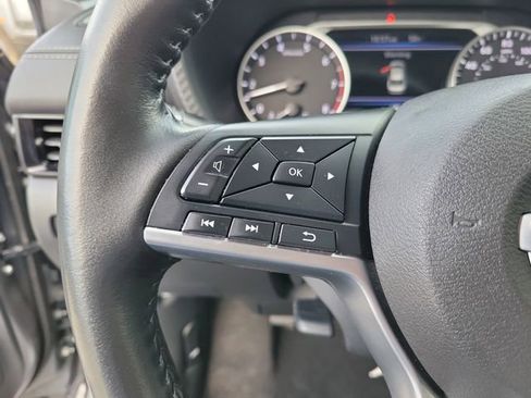 Used 2022 Nissan Sentra SV w/ All-Weather Package image 13