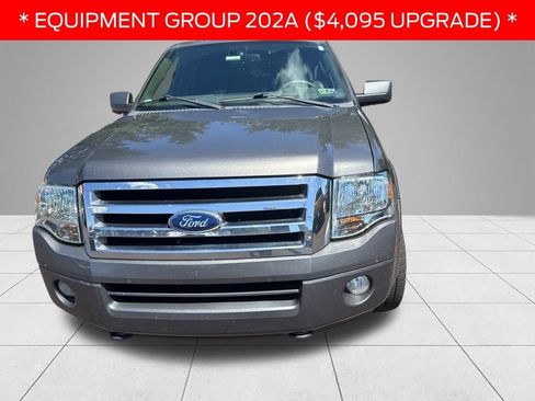 Used 2014 Ford Expedition EL Limited w/ Equipment Group 301A AWD/4WD image 2