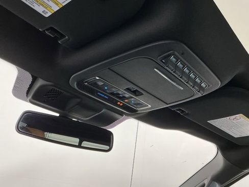 Used 2024 Ford F450 Platinum w/ FX4 Off-Road Package image 25