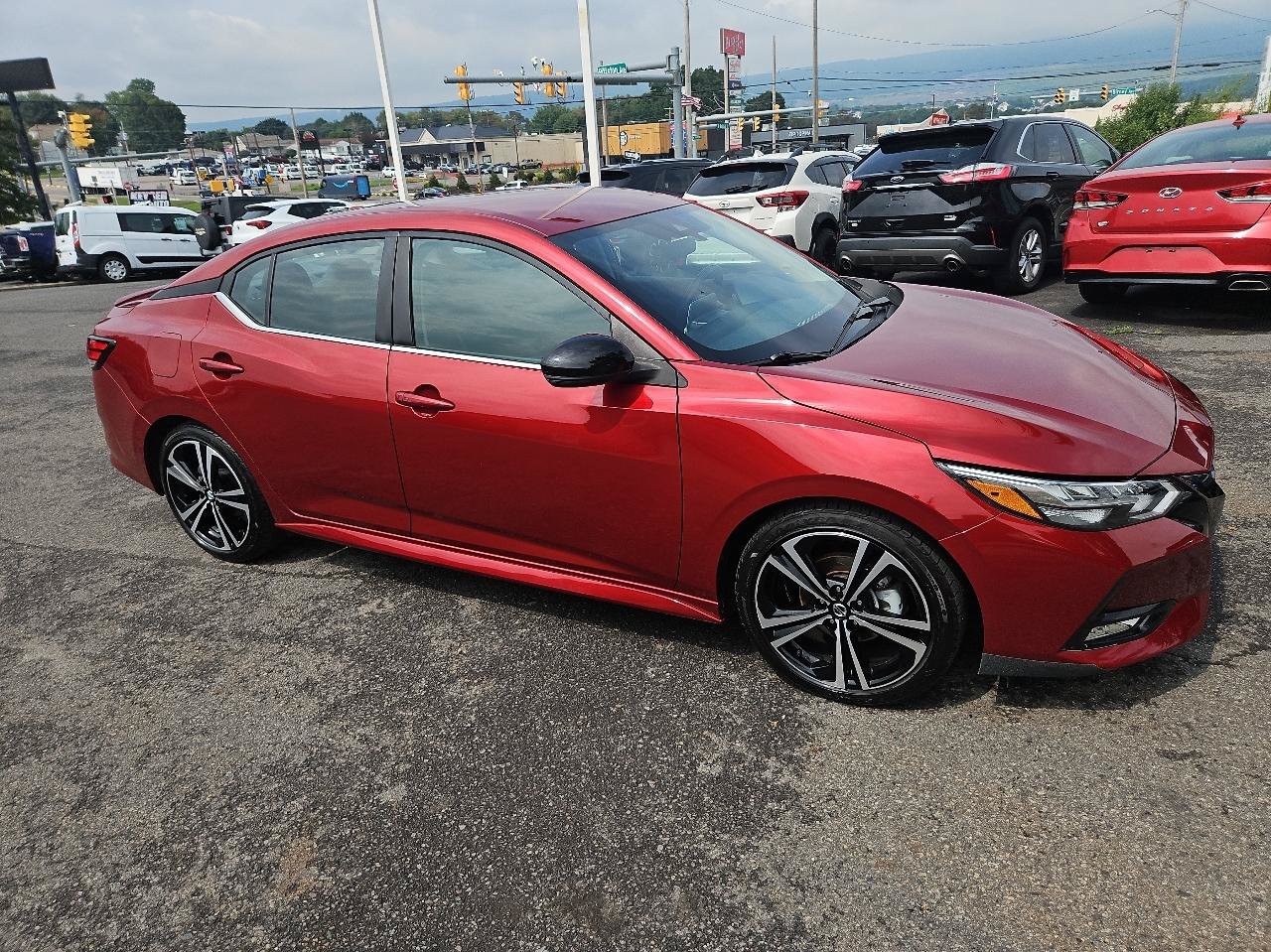 Used 2023 Nissan Sentra SR FWD image 35