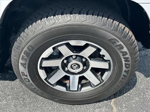 Used 2024 Toyota 4Runner TRD Off-Road Premium w/ Off Road Premium Plus Package AWD/4WD image 36