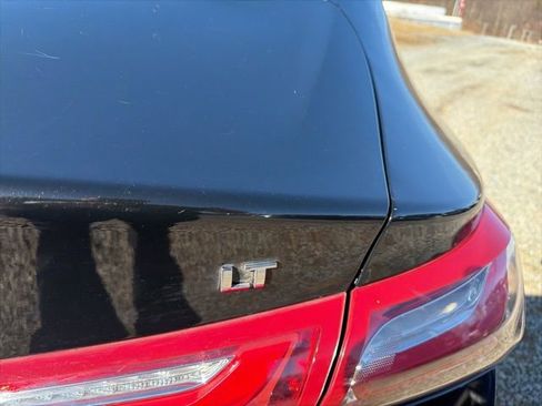 Used 2020 Chevrolet Malibu LT image 7