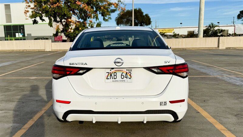 Used 2022 Nissan Sentra SV FWD image 4