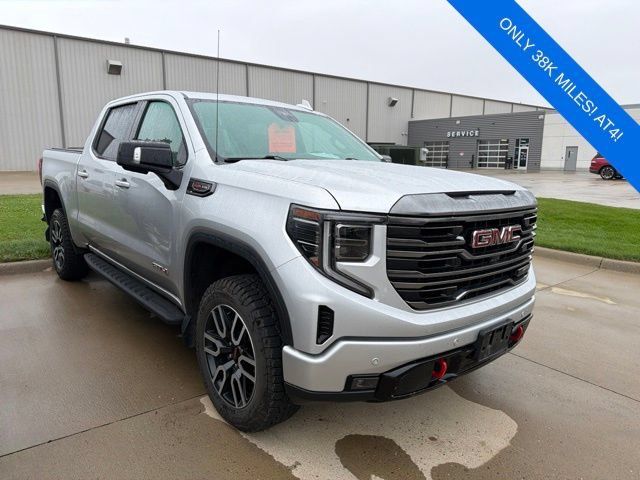 Used 2022 GMC Sierra 1500 AT4 w/ AT4 Premium Package AWD/4WD image 1