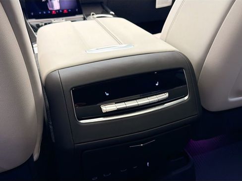 New 2026 Cadillac Escalade V image 27