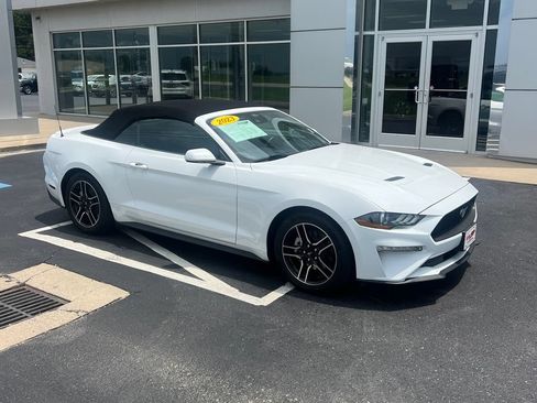Used 2023 Ford Mustang Premium RWD image 7