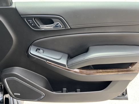 Used 2019 Chevrolet Tahoe LT RWD image 20