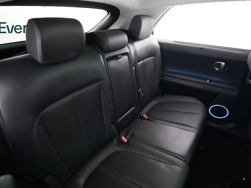 Used 2024 Hyundai Ioniq 5 Limited image 5