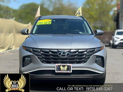 Used 2024 Hyundai Tucson SEL FWD image 2