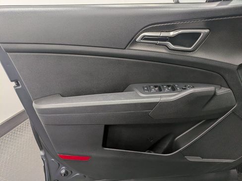 Certified 2023 Kia Sportage LX image 8