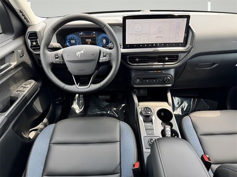 New 2025 Ford Bronco Sport Outer Banks image 5