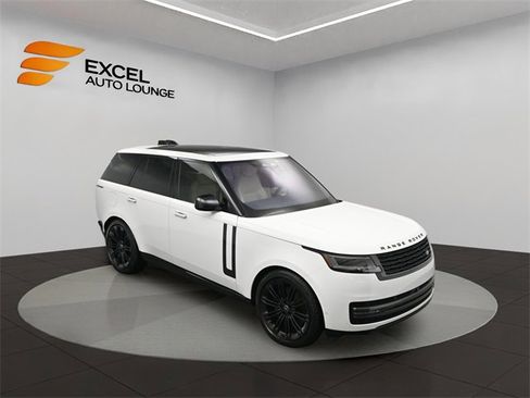Used 2023 Land Rover Range Rover SE image 56