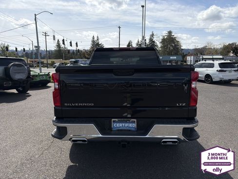 Used 2026 Chevrolet Silverado 1500 LTZ AWD/4WD image 4