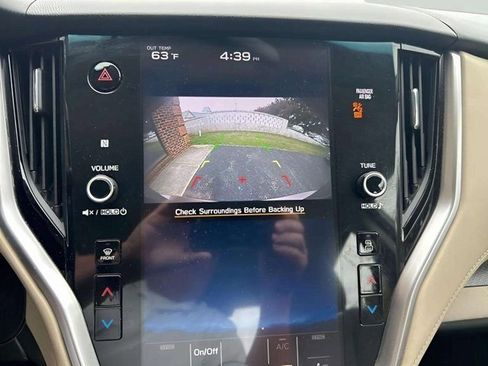 Used 2022 Subaru Legacy Premium image 9