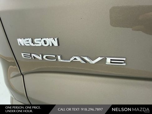 Used 2020 Buick Enclave Avenir w/ Avenir Technology Package FWD image 15