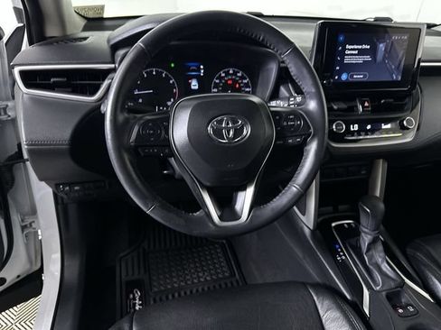 Used 2024 Toyota Corolla Cross LE FWD image 21