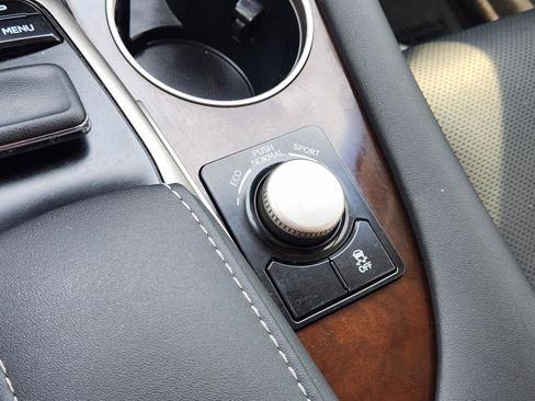 Used 2017 Lexus RX 350 350 w/ Premium Package image 17