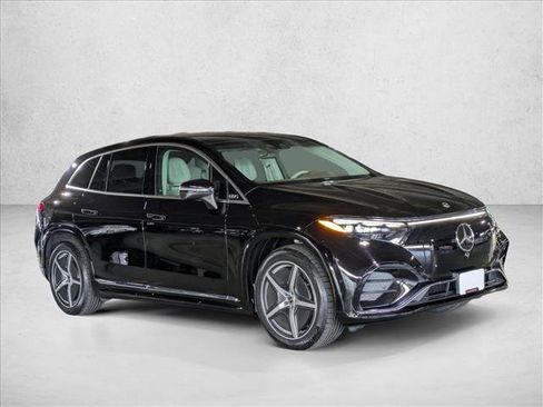 Certified 2023 Mercedes-Benz EQS 580 4MATIC SUV image 2