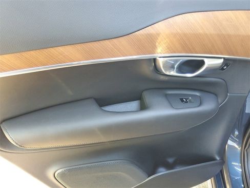 Certified 2023 Volvo XC90 B5 Plus w/ Protection Package Premier image 12