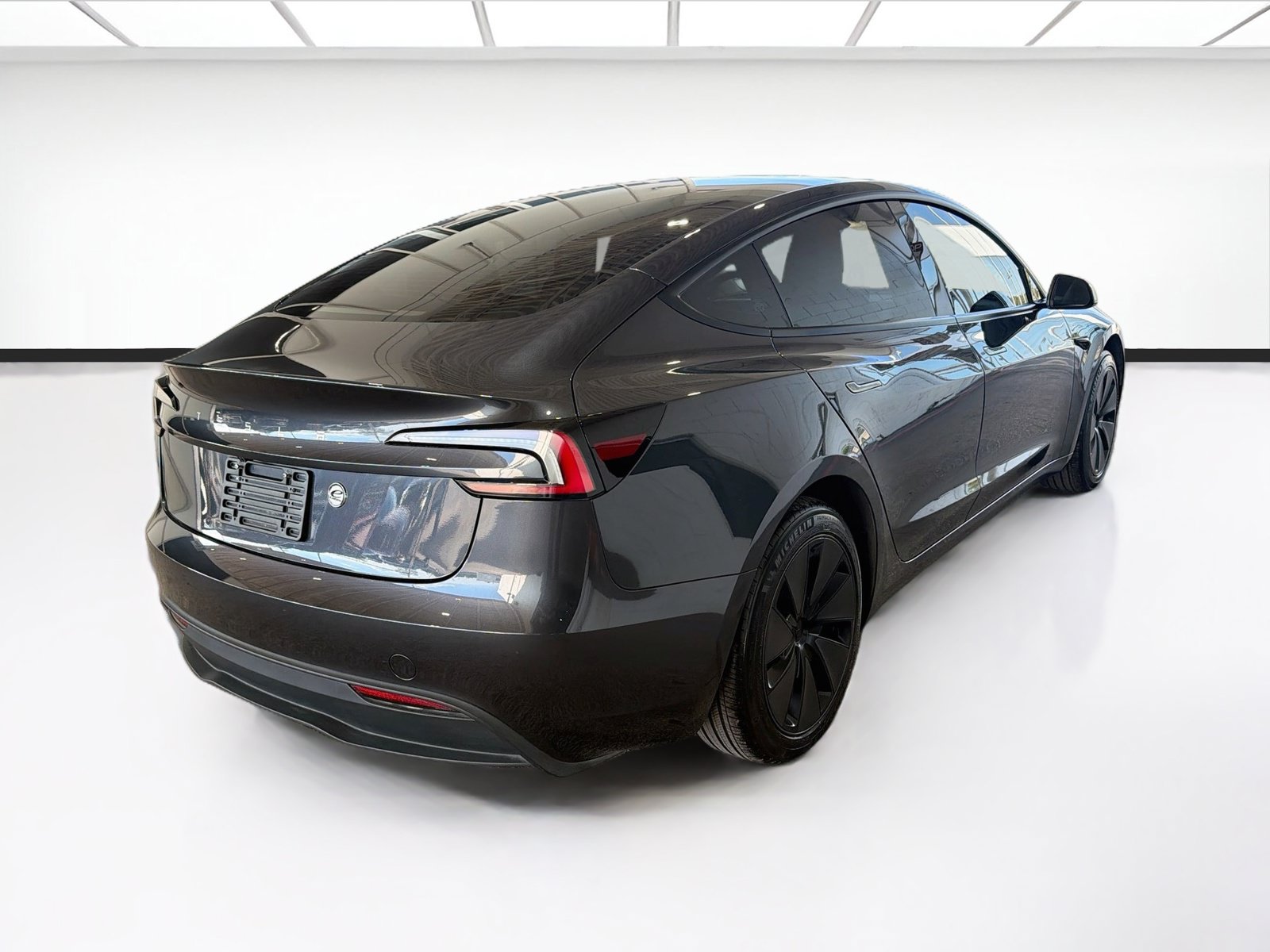 Used 2025 Tesla Model 3 RWD image 4